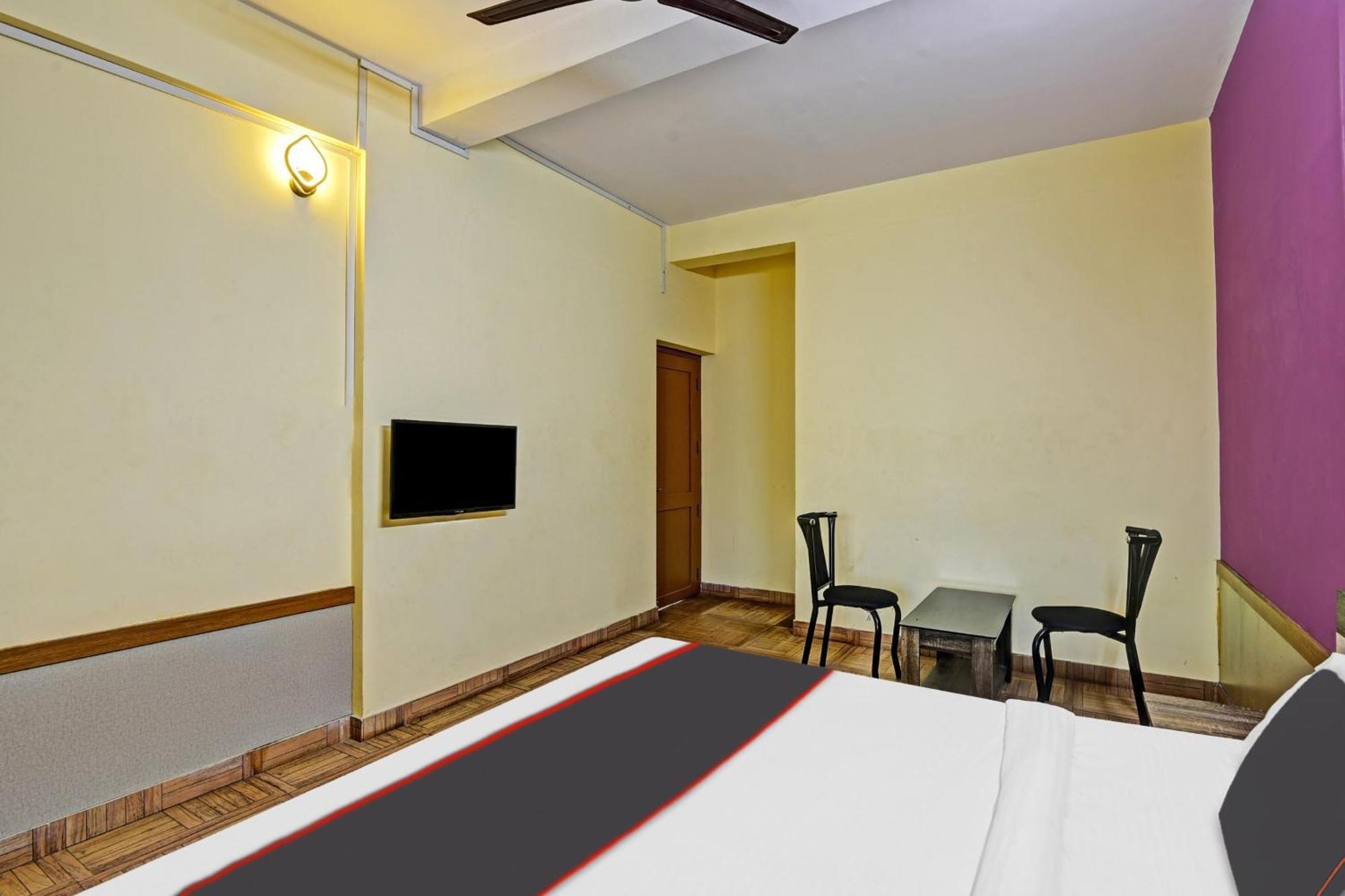 Collection O Express Suites Kakkayam エクステリア 写真